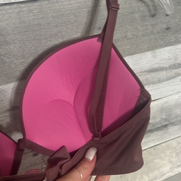 Bombshell Bra - Picture 2 of 2